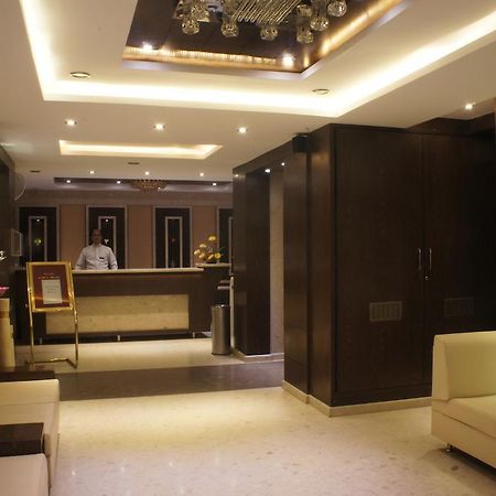 Hotel Surya Prime Kota  Zewnętrze zdjęcie