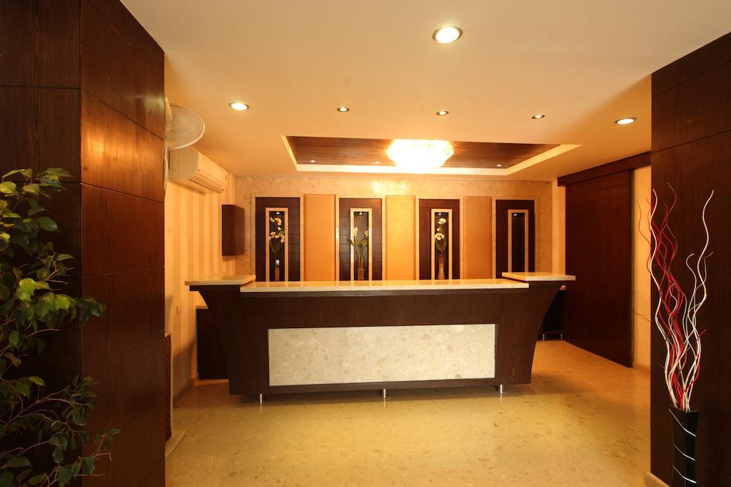 Hotel Surya Prime Kota  Zewnętrze zdjęcie