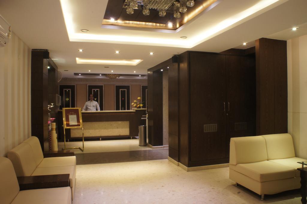 Hotel Surya Prime Kota  Zewnętrze zdjęcie
