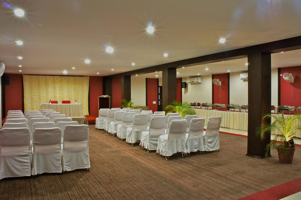 Hotel Surya Prime Kota  Zewnętrze zdjęcie