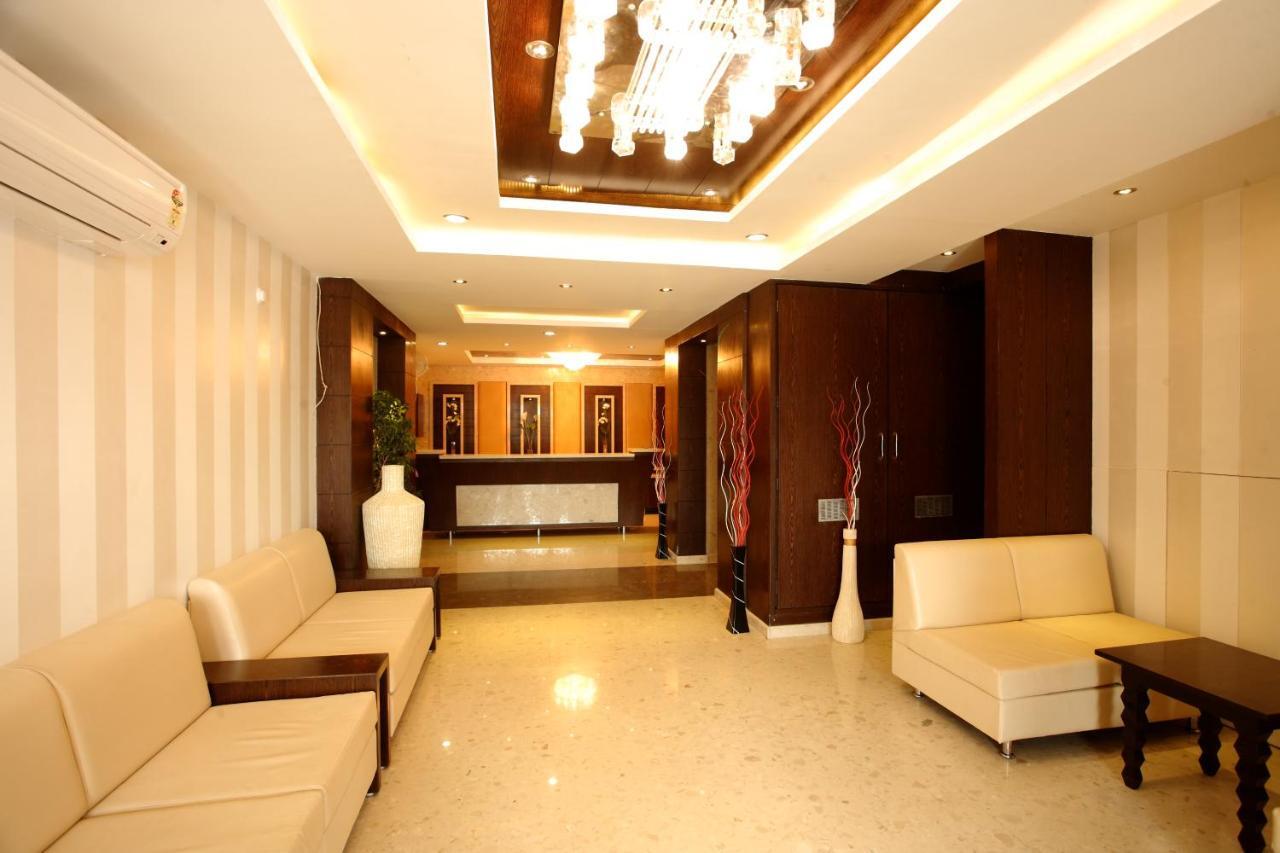 Hotel Surya Prime Kota  Zewnętrze zdjęcie